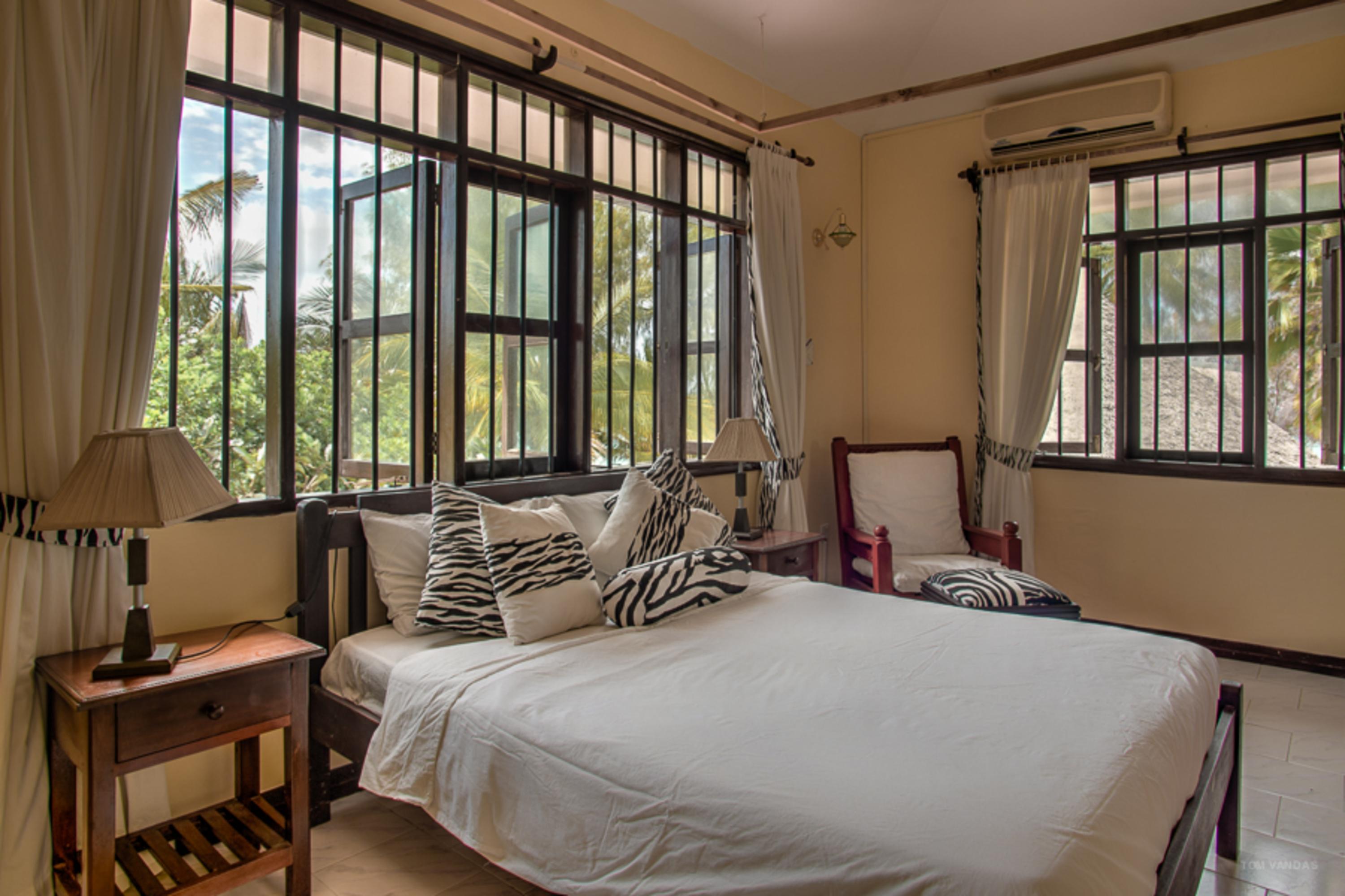Bahari Dhow Beach Villas Diani Beach Luaran gambar
